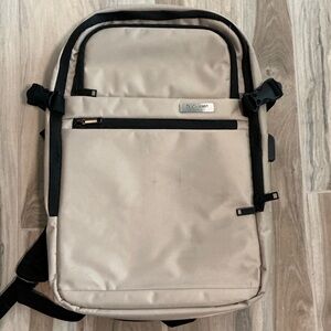 Duchamp London Expandable Backpack - Tan